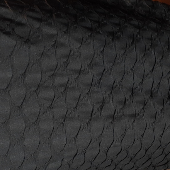 Sensuous Black and Gold Cocktail/Formal Dress by London Times Size 16W - Picture 4 of 8